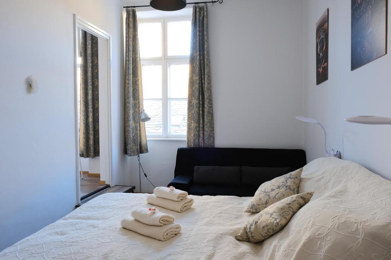 Varfal-Lak Apartman ショプロン エクステリア 写真