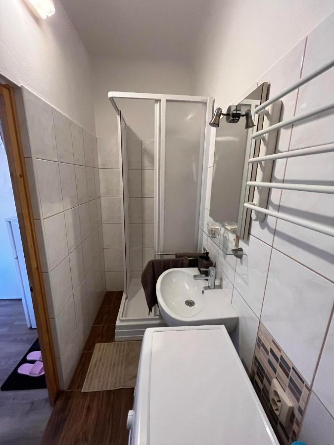 Varfal-Lak Apartman ショプロン エクステリア 写真