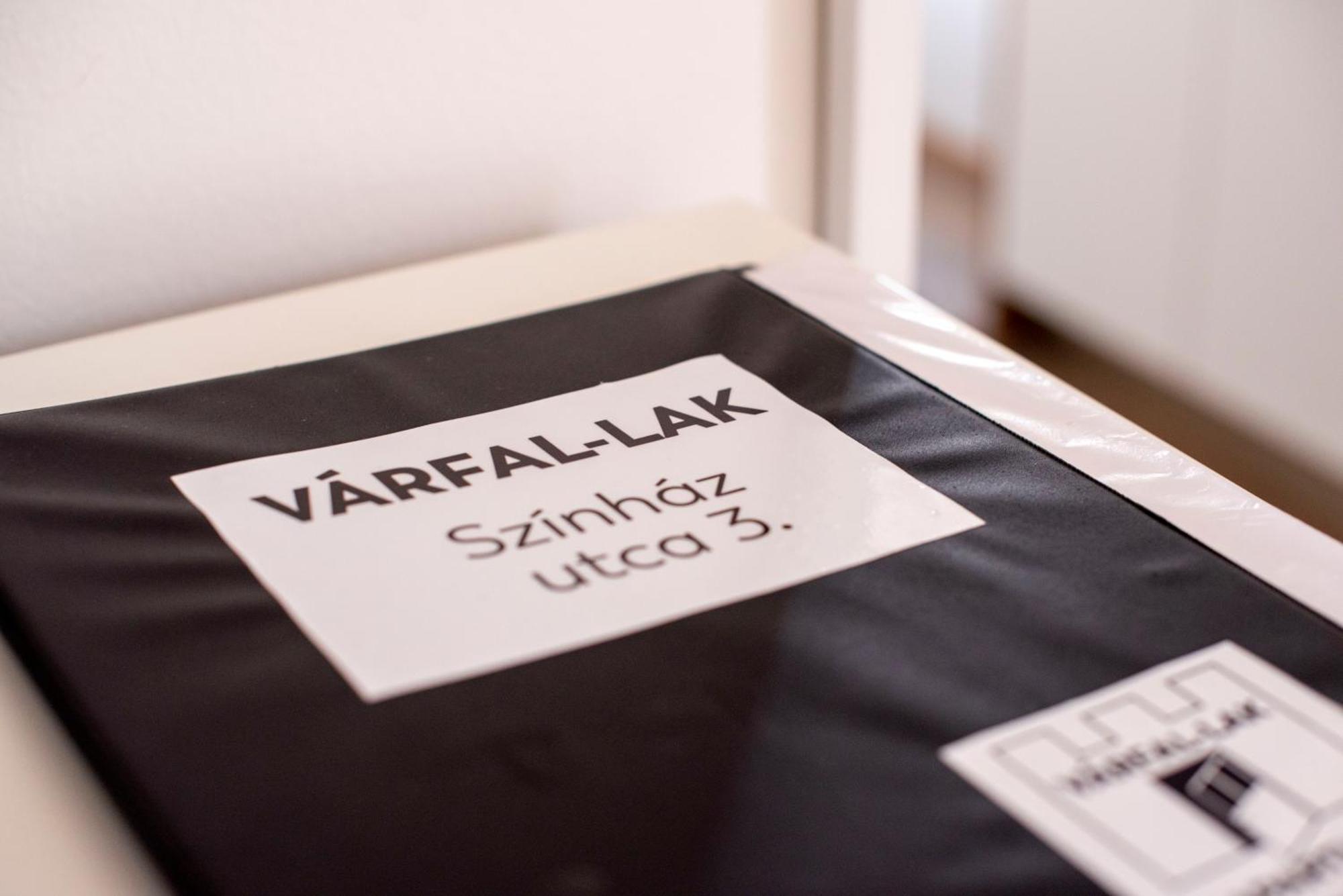 Varfal-Lak Apartman ショプロン エクステリア 写真